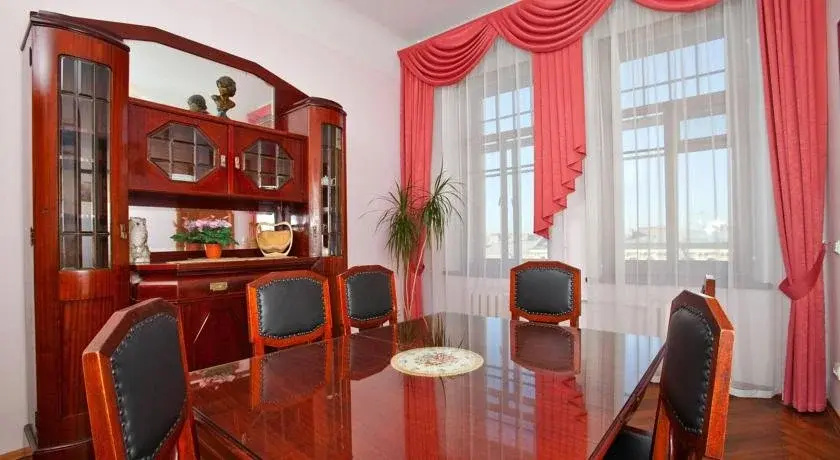 Visiting Bubyr Hotel