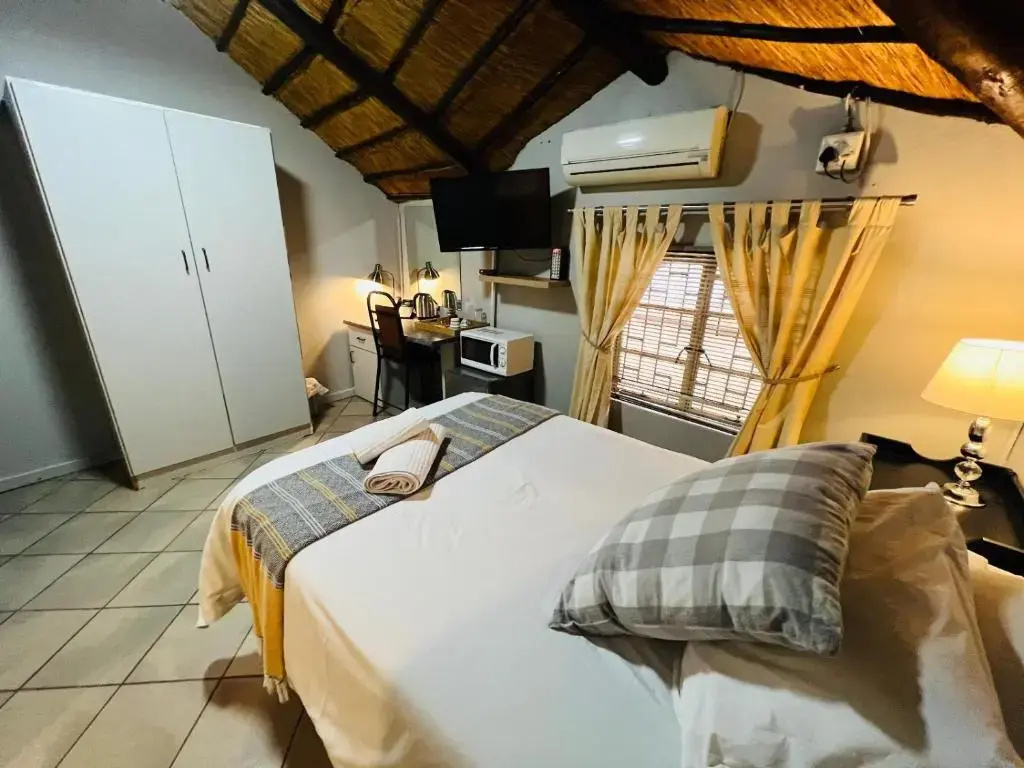 Economy room