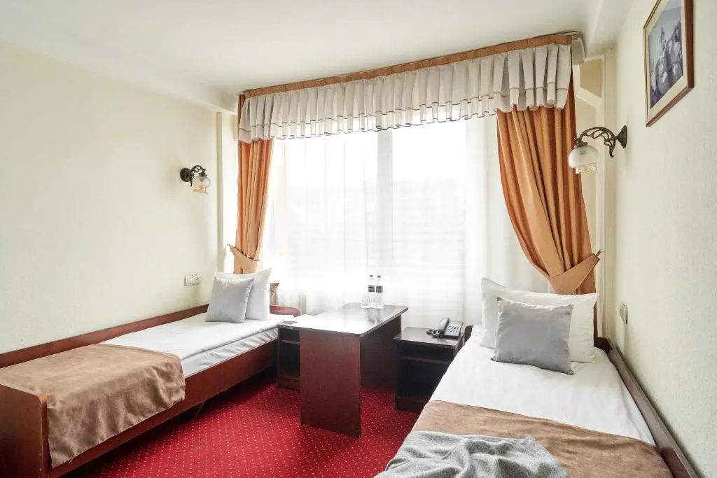 Standard Double room (full double bed)