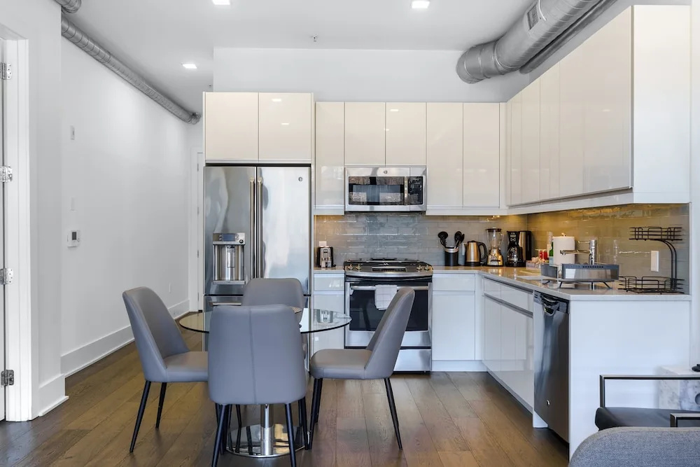 Dharma Home Suites Hoboken at Novia - Chambres