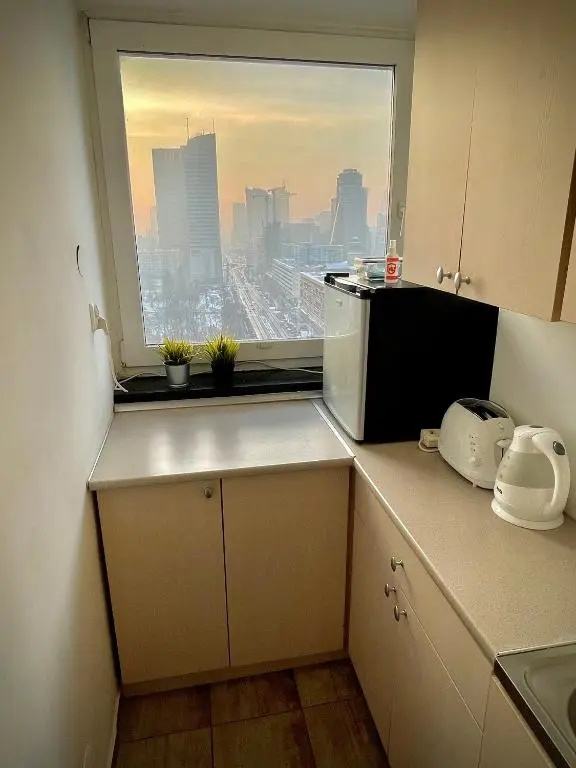 Super Apartament BLUE Ścisłe Centrum Dwie Linie Metra Netflix WiFi 300 Mbs Panorama Miasta