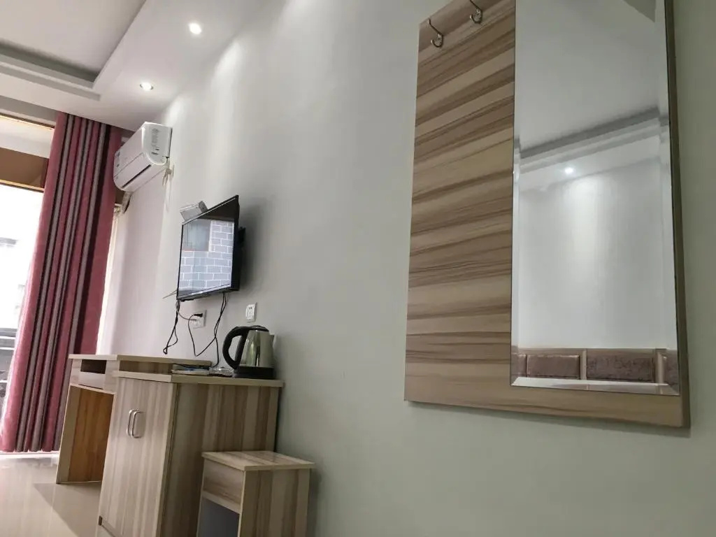 Standard Double room with garden view (full double bed)