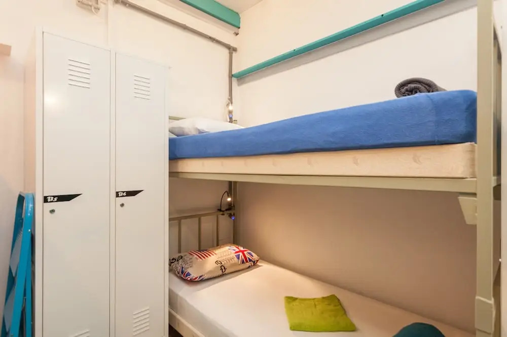 Кровать в общем номере в Roundabout Hostel - hostel