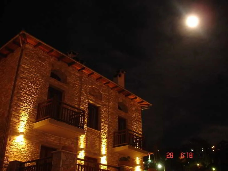 Maritsa's Hotel & Suites