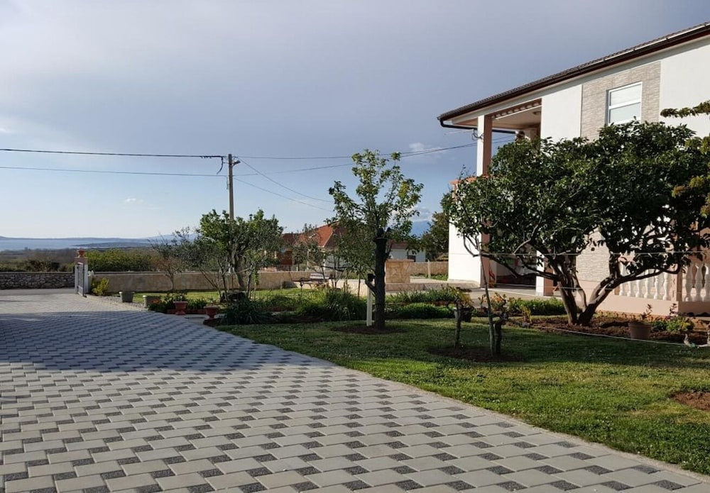 Apartment Sime