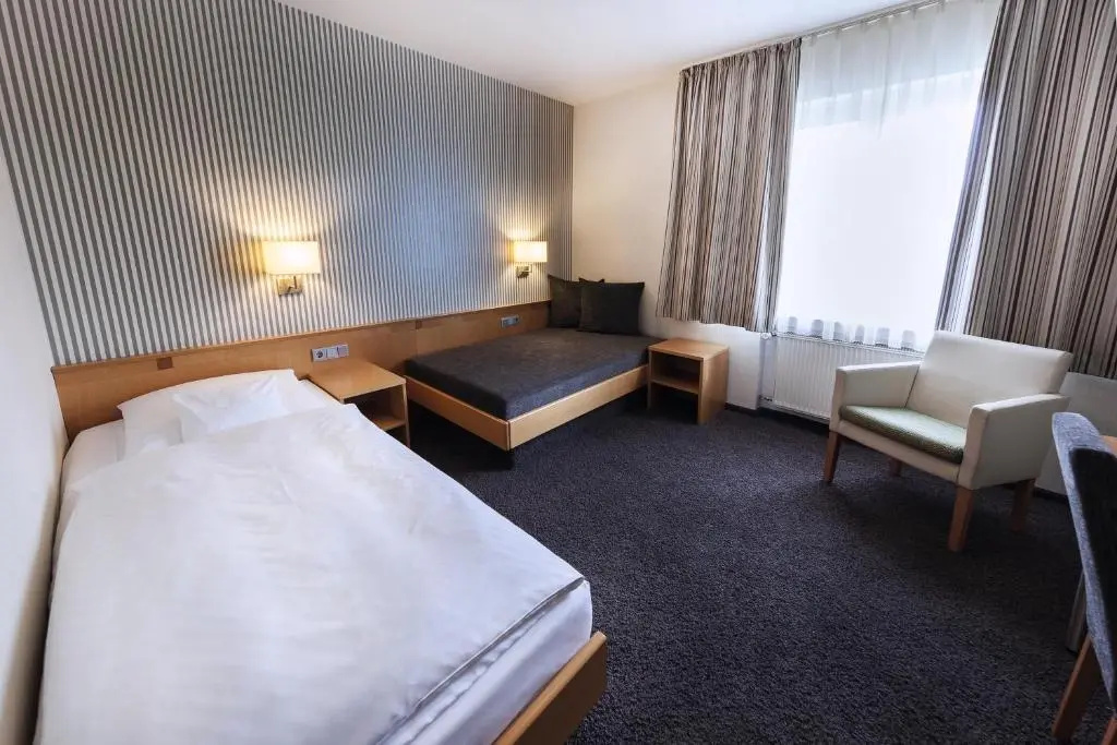 Standard Double room (full double bed)