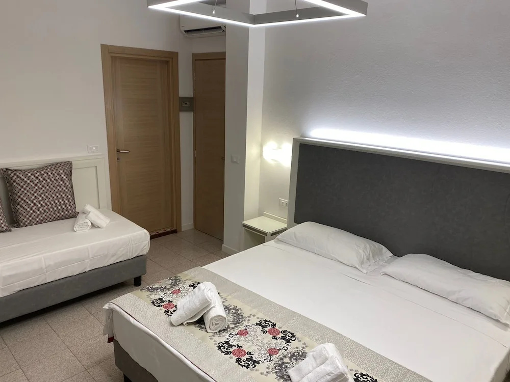 Hotel Adria — 8
