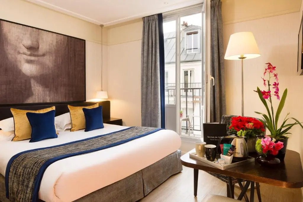 Club King Double room (full double bed)