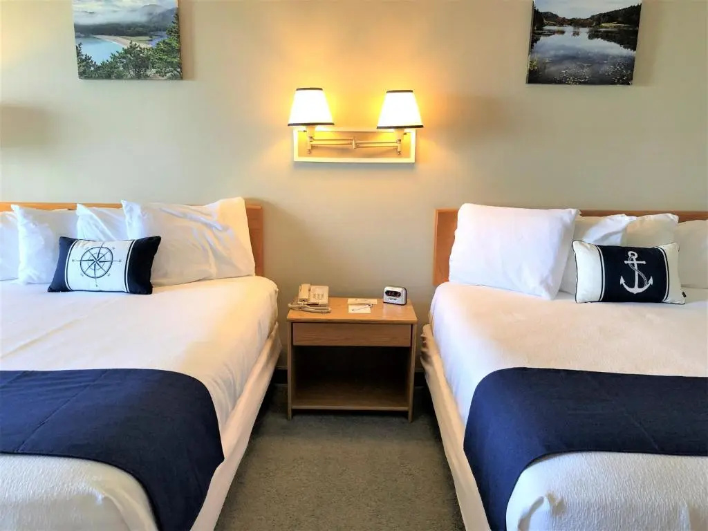 Standard Quadruple room with balcony and with ocean view