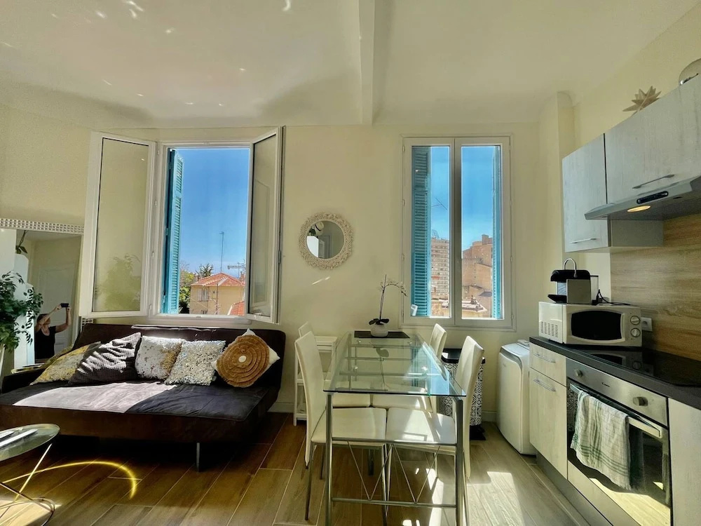 Voir la photo 2 — Charming T2 - 2 Minutes Walk From Monaco