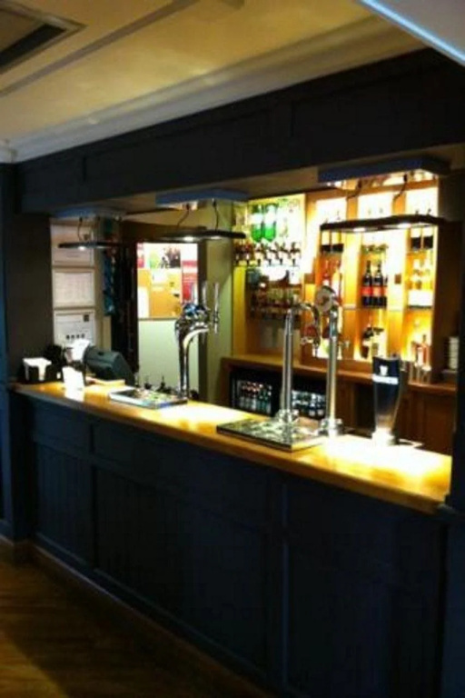 Food & Beverage