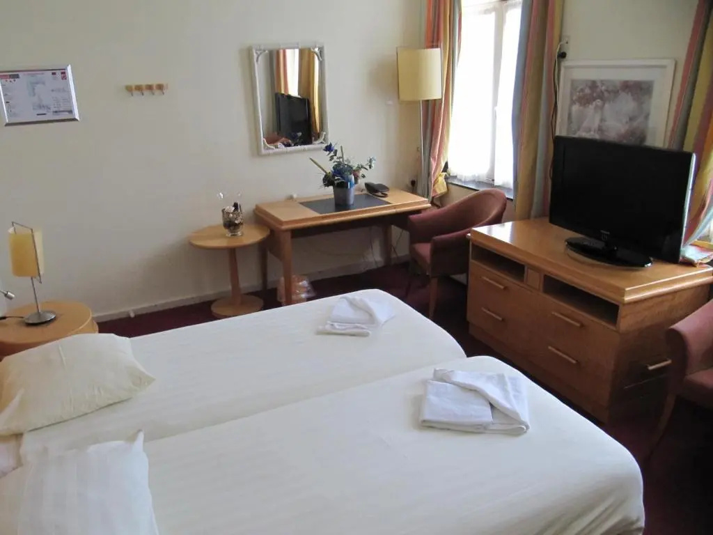 Hotel 2000 - Chambres