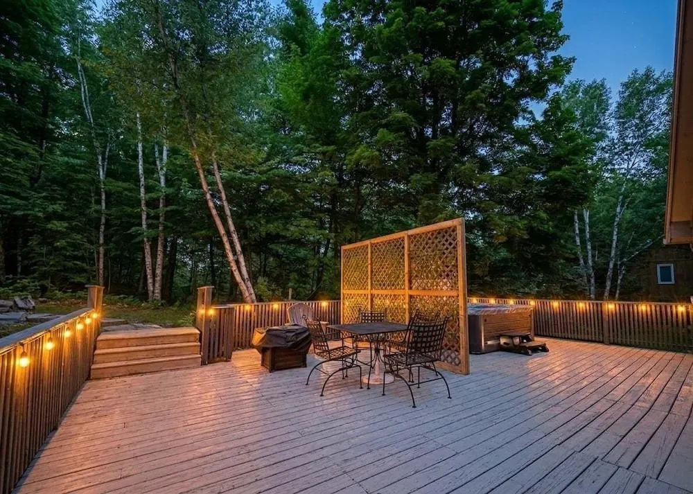 Forest Chalet With Hot Tub Near Gunstock 3 Bedroom Home