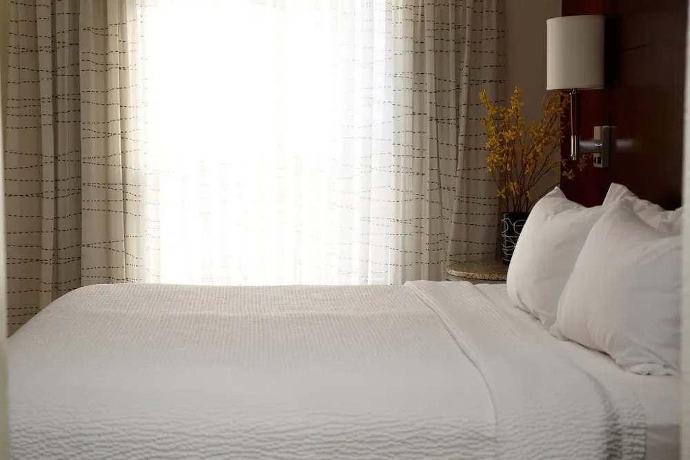 MainStay Suites Appleton Airport - Fox River Mall Area - Chambres