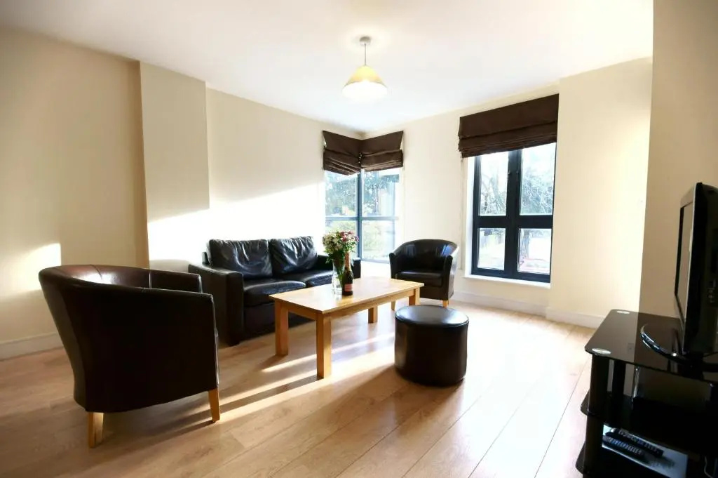 Lodge Drive Apartments - Chambres