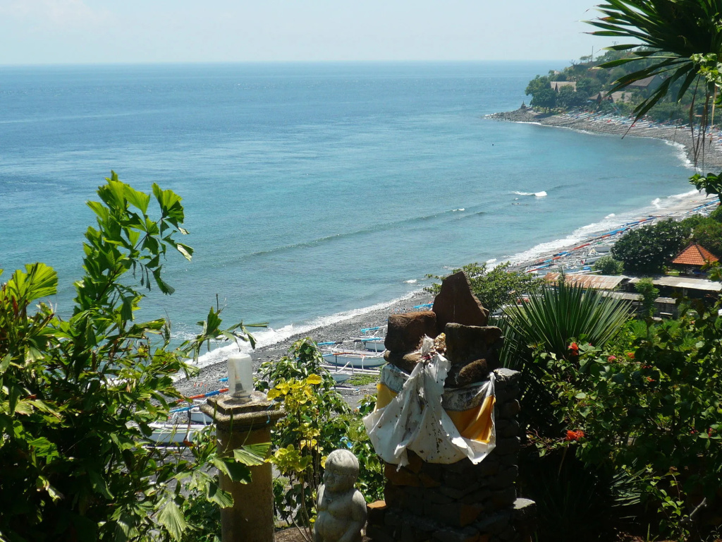 Beach & Waterfront