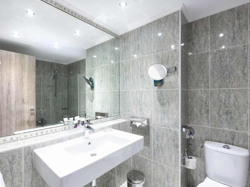 Hotel Mercure Luxembourg Kikuoka Golf & Spa - Général