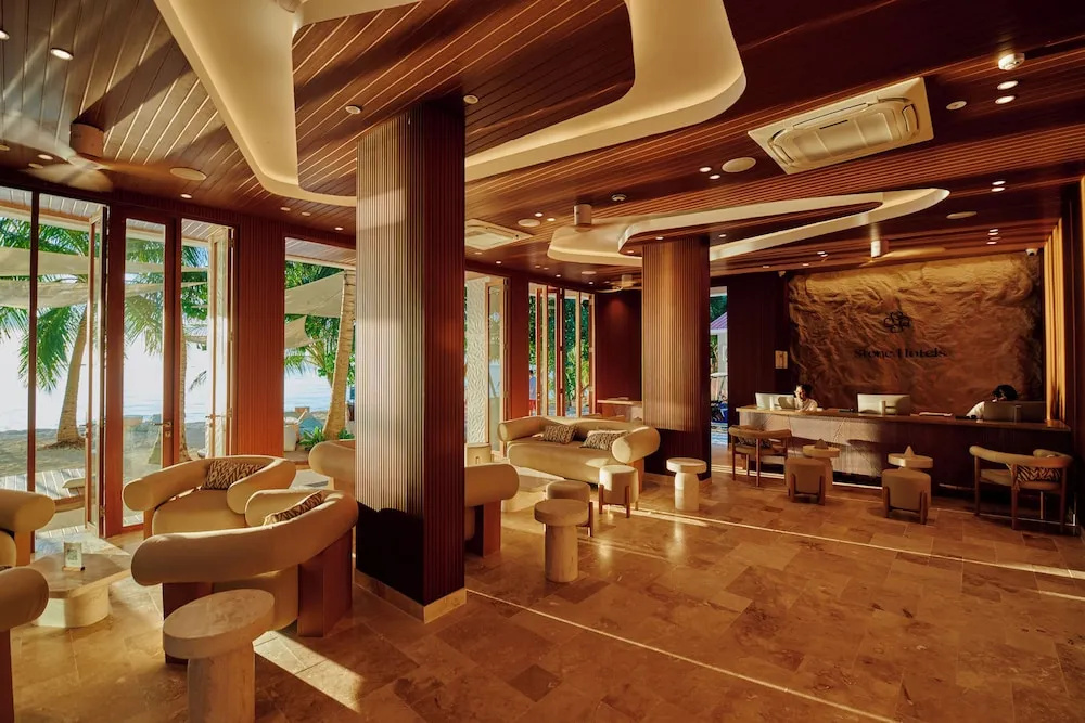 Stone Hotel Dhiffushi — фото