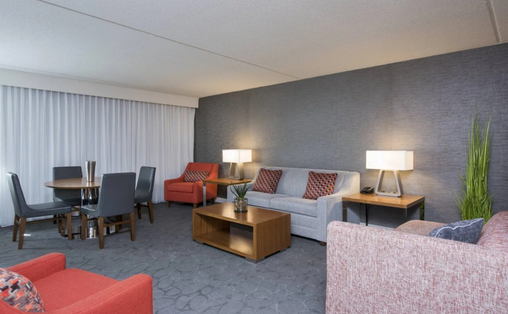 Sonesta Hotel Grand Rapids Airport — фото 3