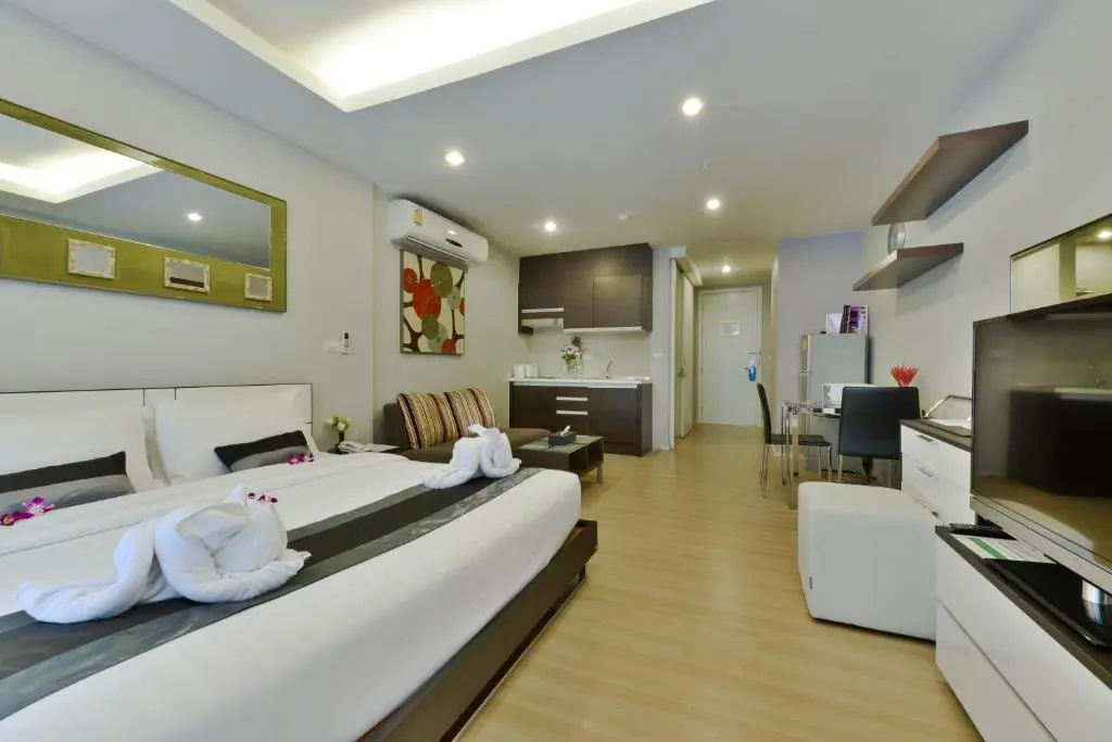 1 Bedroom Suite