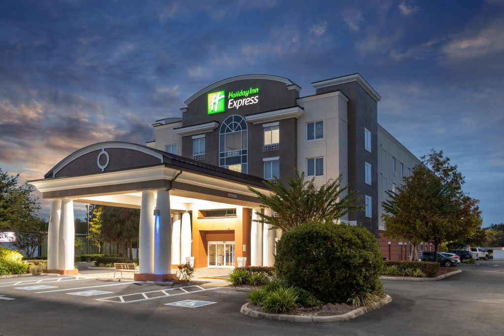 Holiday Inn Express Crystal River by IHG