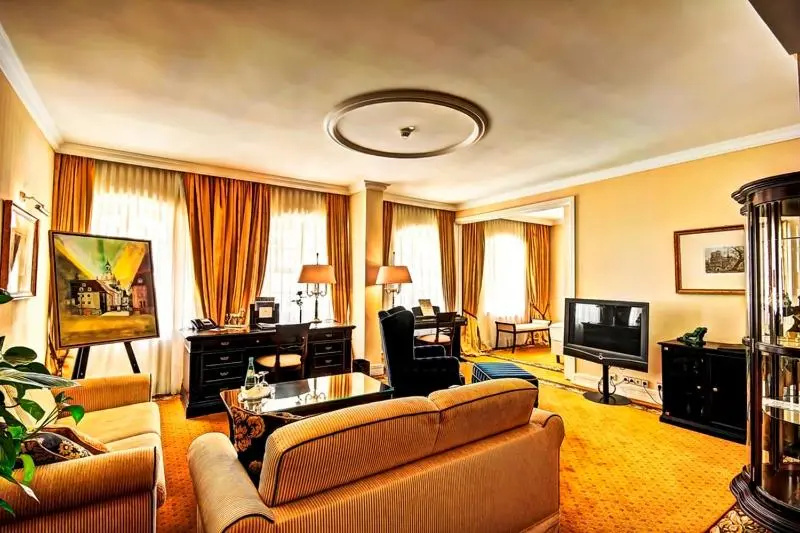 Hotel Suitess - Chambres
