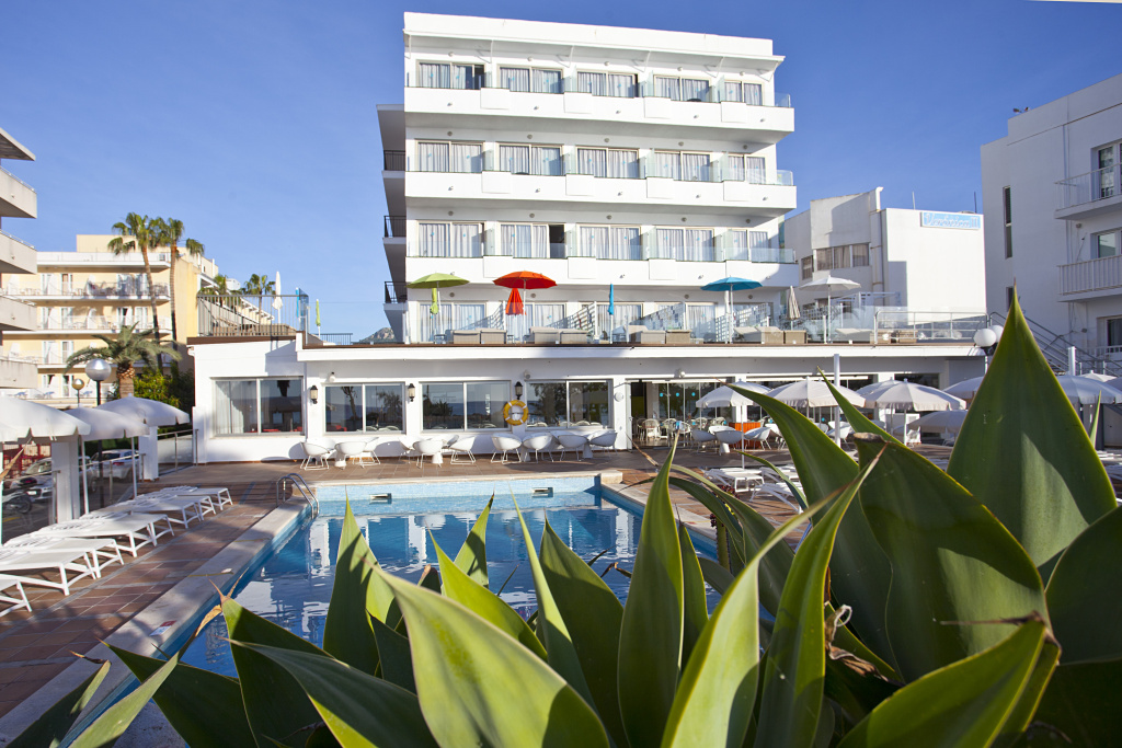 BLUESEA Anba Romaní — Cala Millor, Balearic Islands