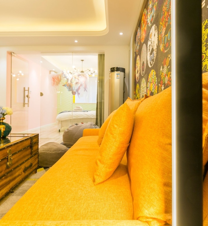 Henry's Apartment- Taikang Road in Shanghai