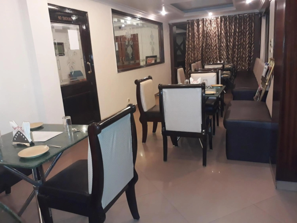 Hotel Sarthak - Général