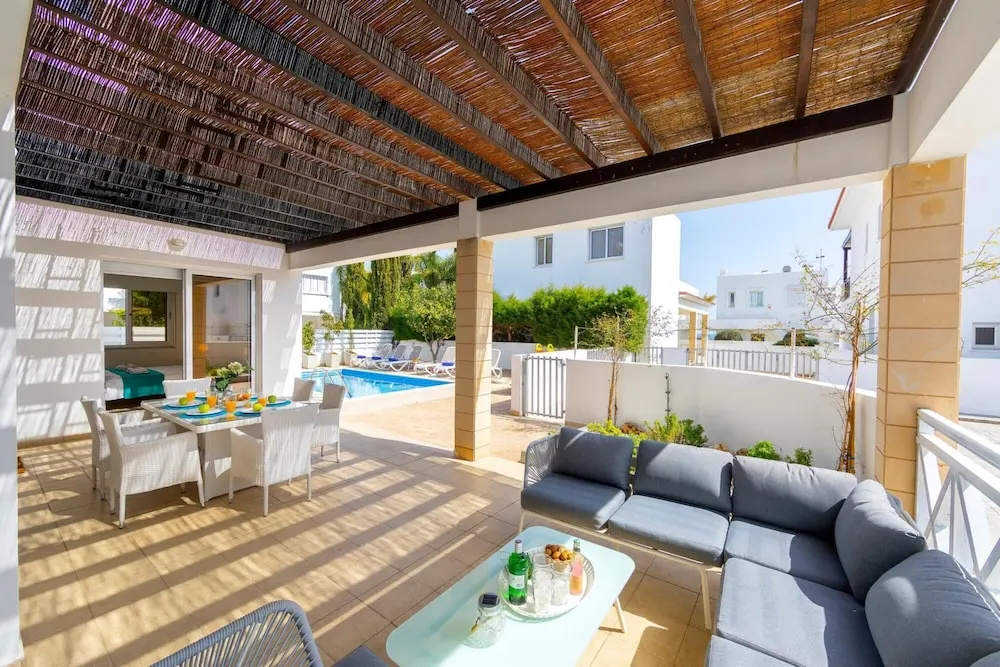Protaras Sapphire Seaside Villa