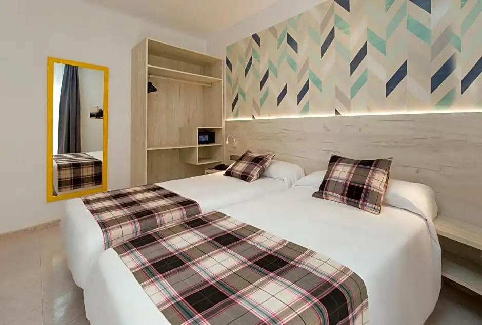 Hotel Vibra Lei Ibiza - Chambres