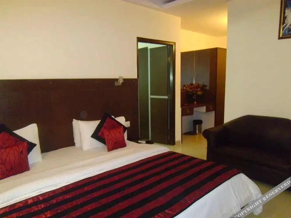 Airport Hotel Breeze - Général