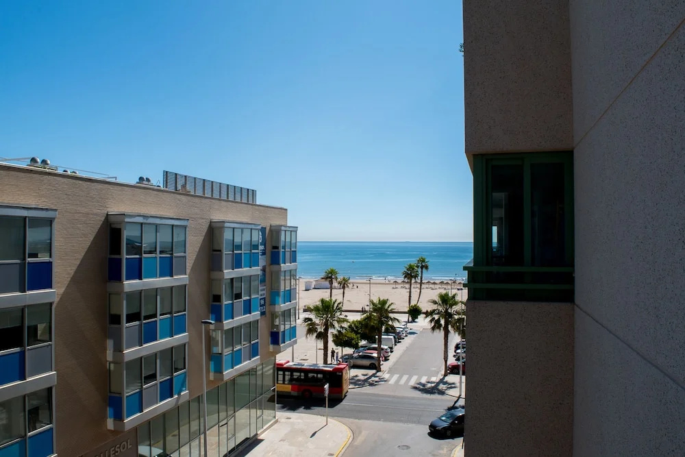 Living Valencia - Patacona Beach