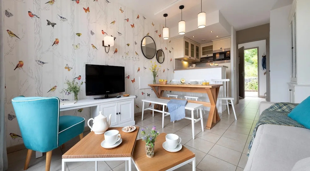 Afficher la photo 6 — Aesthetic Normandy House for 6 With Pool