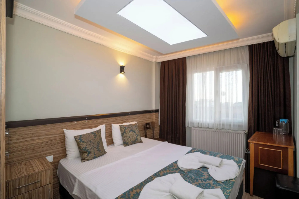 Hotel photo 12