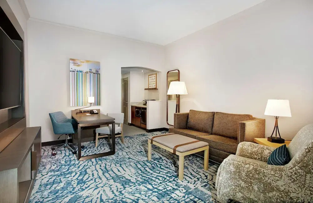 Embassy Suites by Hilton Tampa Downtown Convention Center - Chambres