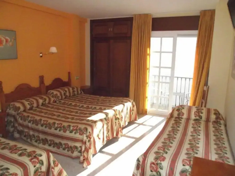 Standard Triple Family room with balcony