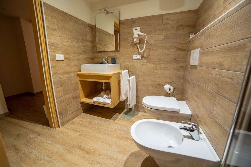 Hotel photo 30