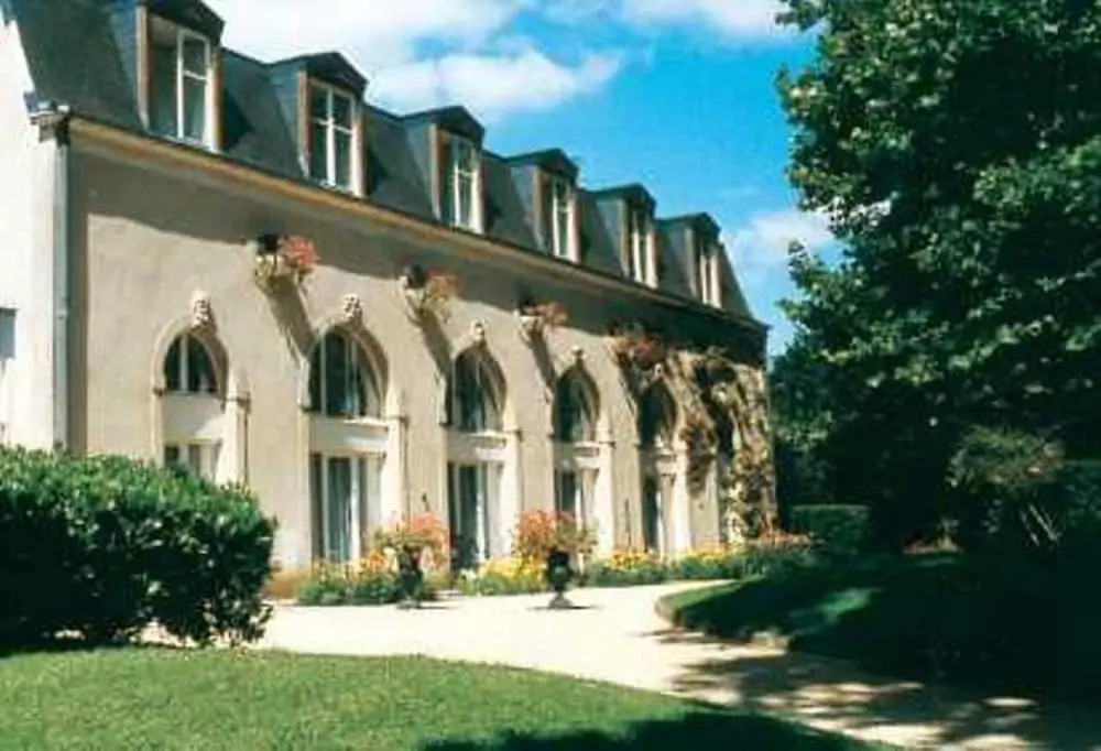 Chateau De Bazeilles