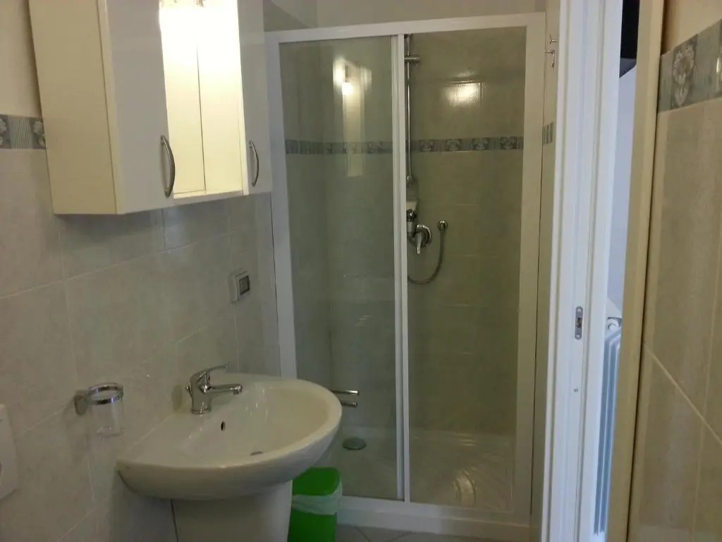 Standard Double room with balcony (full double bed)