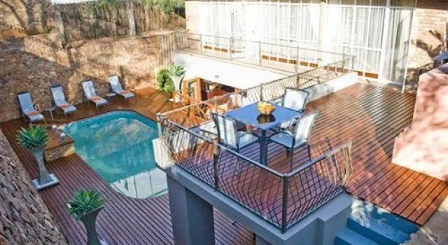 Adagio Guest House