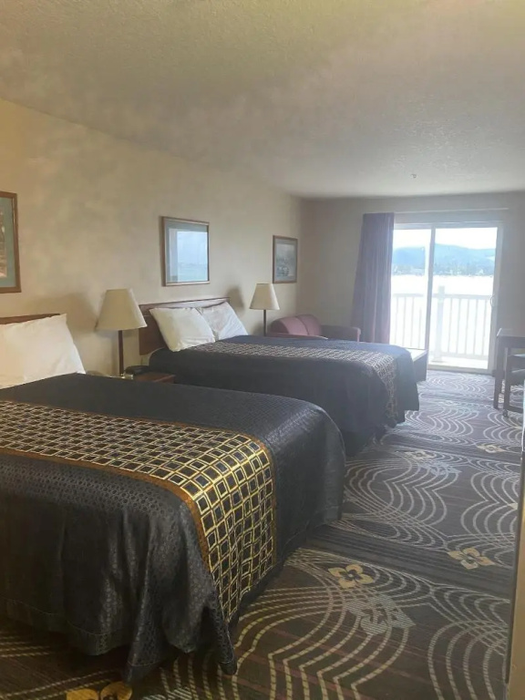 Siletz Bay Beachfront Hotel by OYO Lincoln City