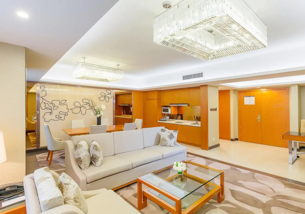 Sheraton Chengdu Lido Hotel