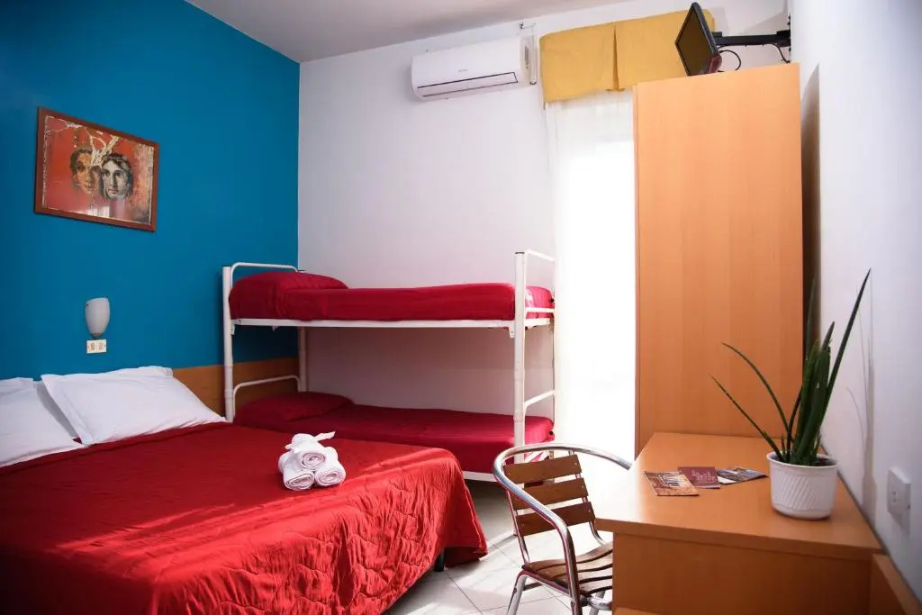 Standard Quadruple room
