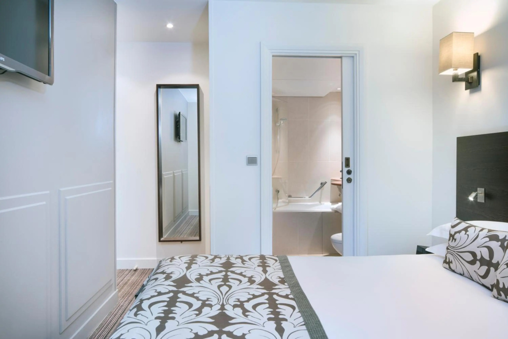 Отель Hôtel Paris Louvre Opéra в Париже