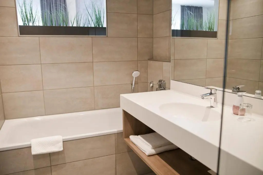 Superior Double room (full double bed)