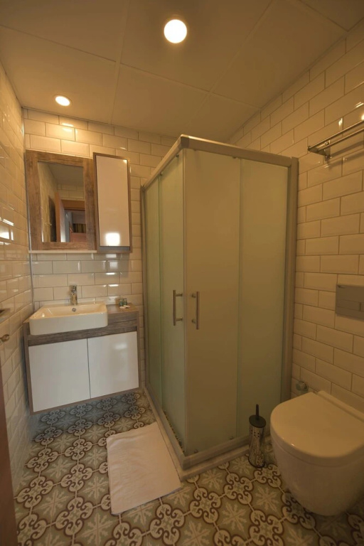 Deluxe Double room (full double bed)