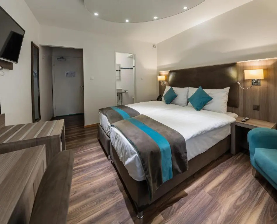 Classic Double room (twin beds)