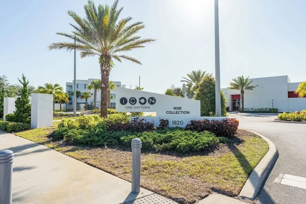 Daytona 2BR Getaway Parking Family & Pet-friendly