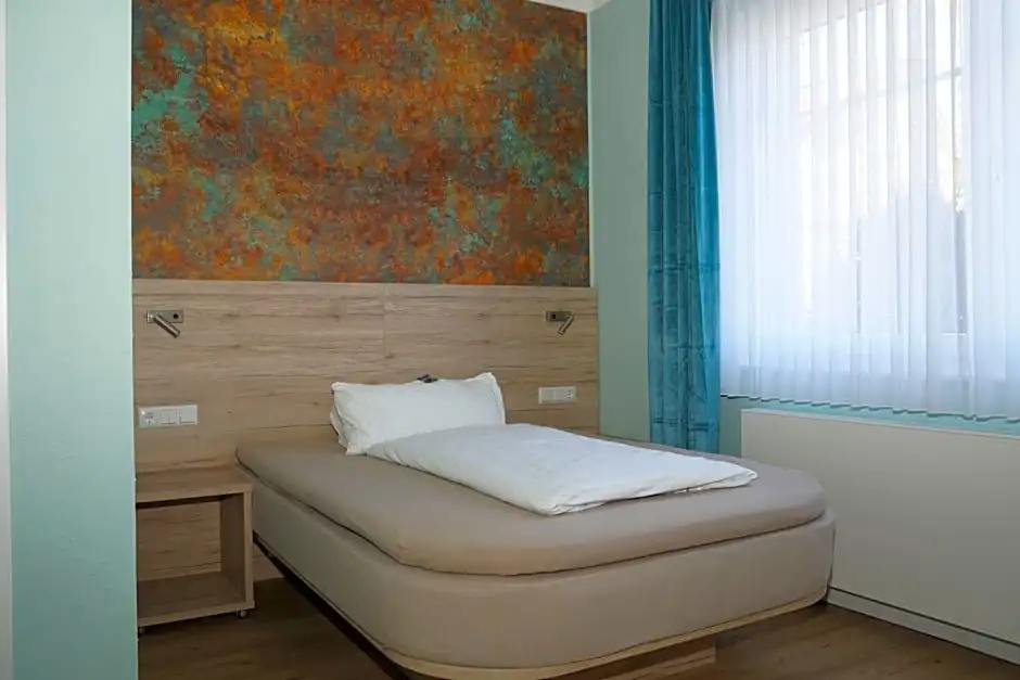 Comfort room